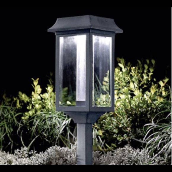 Bronze High-End SmartYard Tall Solar Lights Square 40 Lumen -Set of 6 for wholesale on Faire0