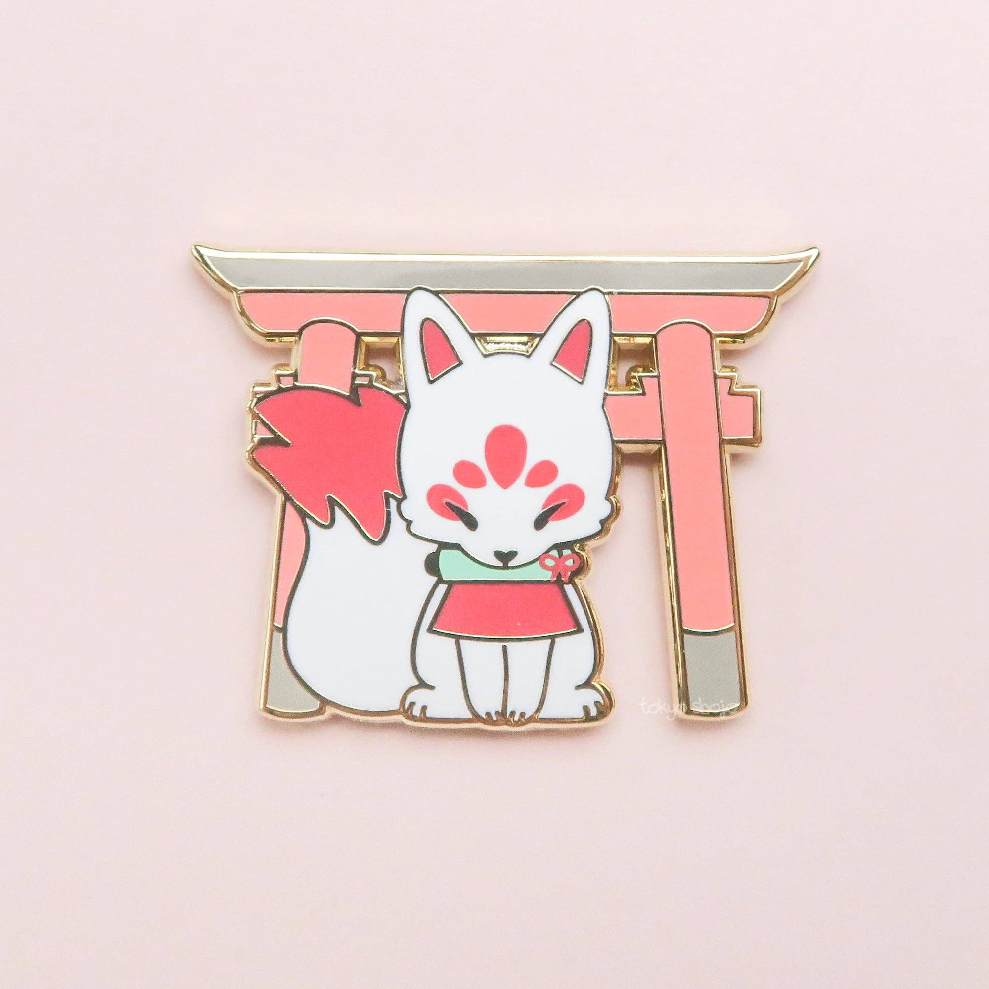 tokyo shojo - Wholesale Lapel Pin/Button - Shrine Kitsune Pin
