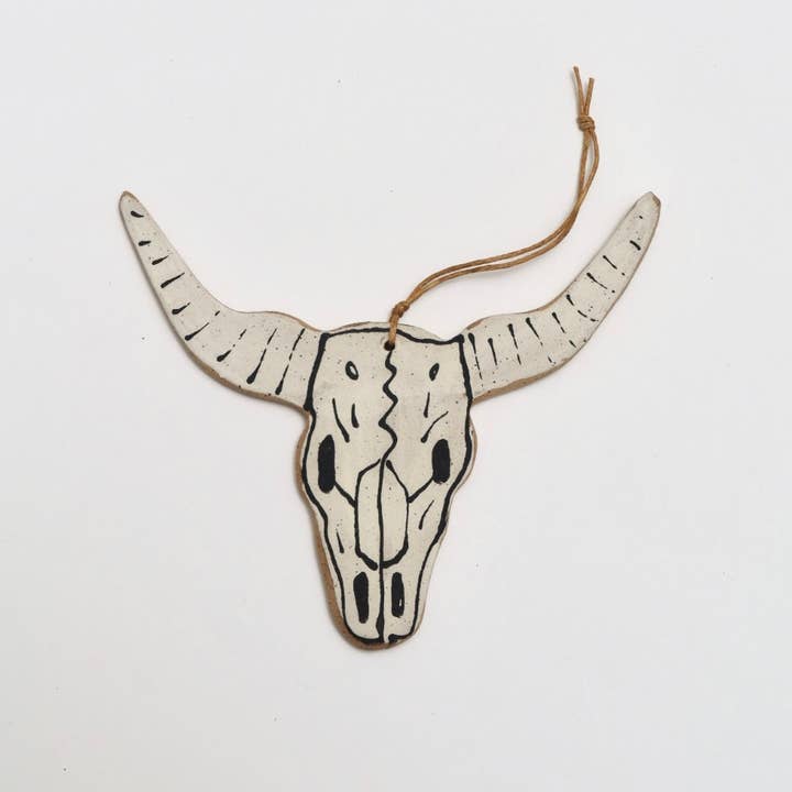 Melville Ceramics - Wholesale Ornament - Skull OrnamentÂ