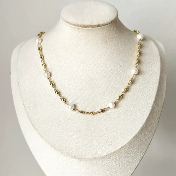 TRIPPY VELVET - Wholesale Beaded/Pearl Necklace - Triple Bead Pearl Necklace2