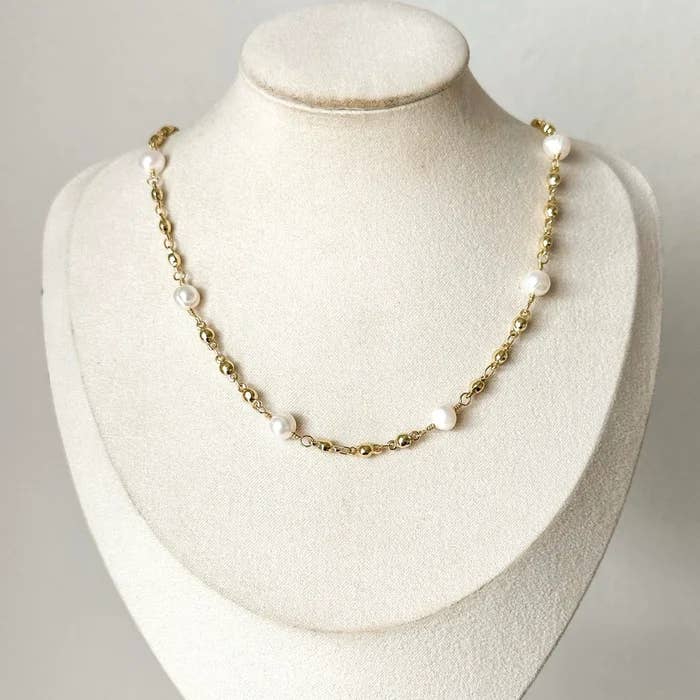 TRIPPY VELVET - Wholesale Beaded/Pearl Necklace - Triple Bead Pearl Necklace2