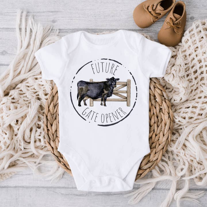 Combinaisons Future Gate Opener Farm pour bébé pour la vente par AvaryMaeInspirations