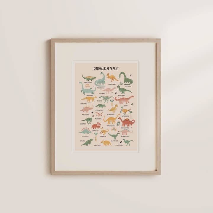 Folk + Nest™ – Engroshandel Kunsttryk – Børn og baby – Dino Alfabet Print