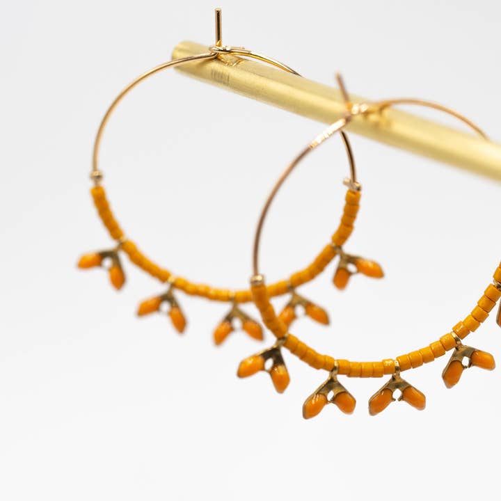Ochre, minimalist/fine gold plated/Japanese glass beads/Miyuki glass beads/enamelled spikes/handmade//French creation for wholesale by Atelier Vivienne