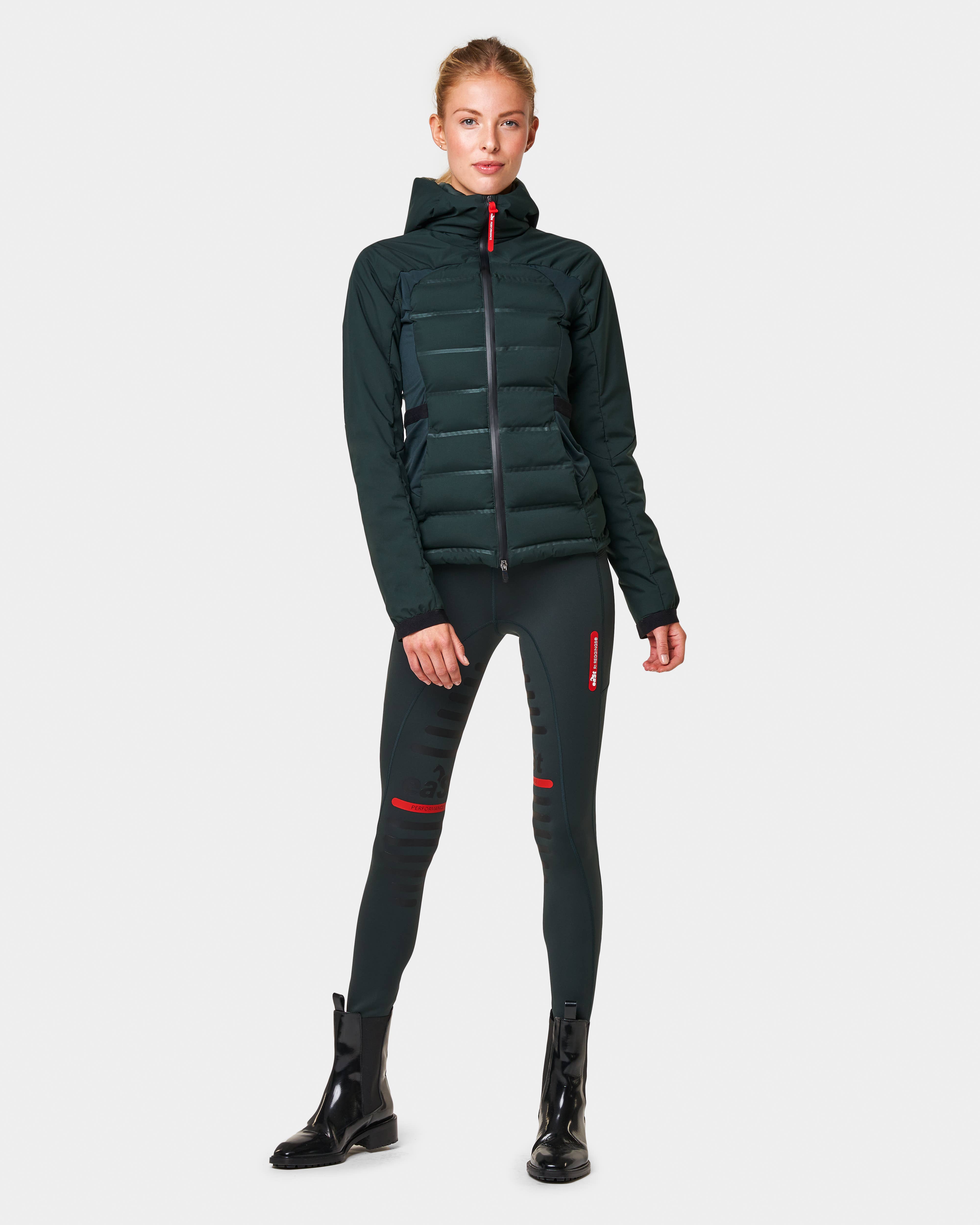 ea.St retail GmbH - Wholesale Athletic Jacket - Women's - eaSt Jacket Performance Insulation7