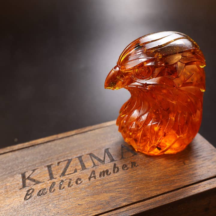 Tillverkad i USA — byst av örn i bärnsten – patriotisk skrivbordsdekoration för wholesale av KIZIMA