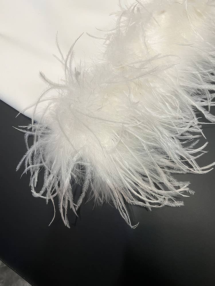 Sanyao Fashion - Wholesale Outerwear Vest - Women's - SY411 White Ostrich Feather Trim Round Neck Sleeveless Top9