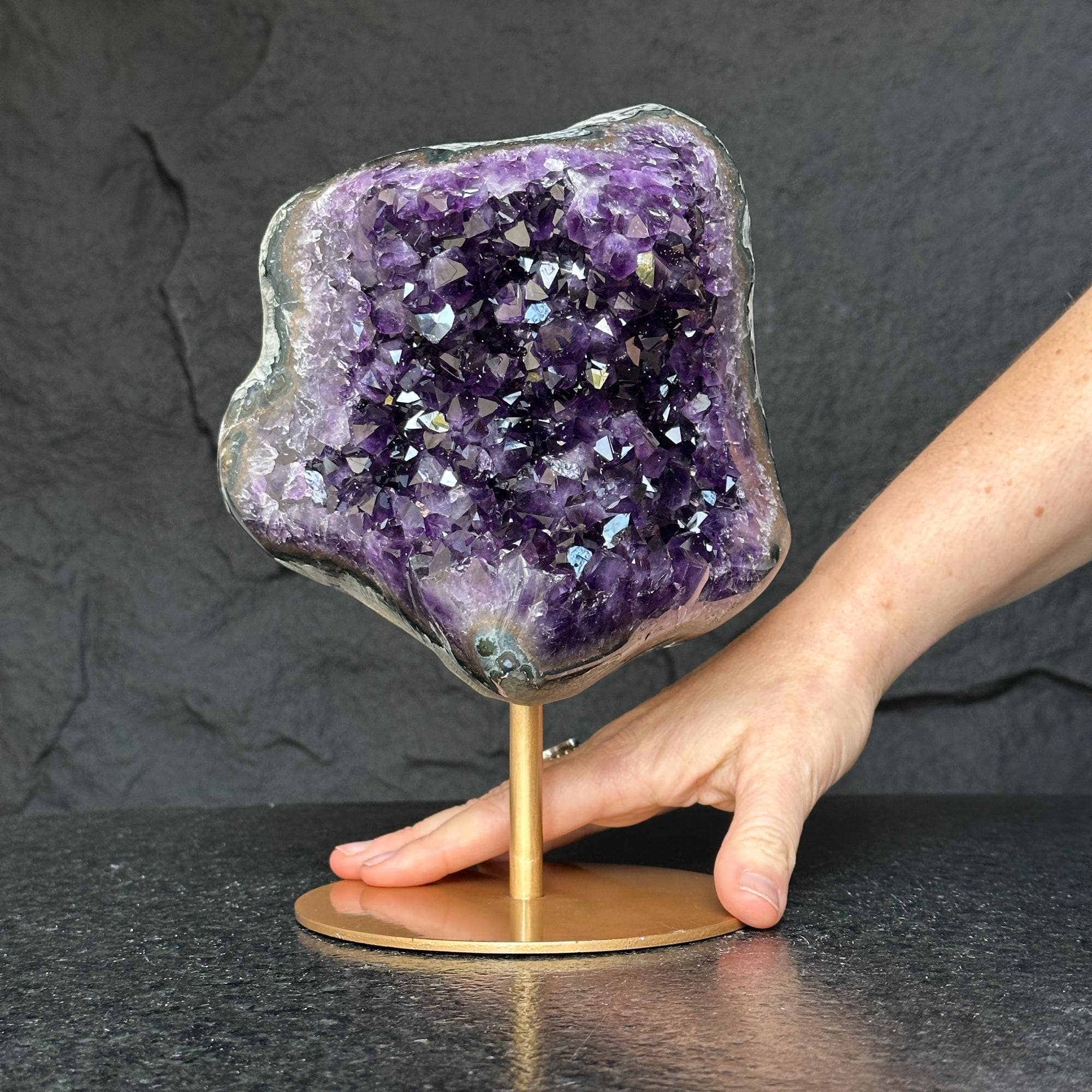 Deep Purple Project - Wholesale Spiritual Stone/Crystal - Amethyst Crystal on Stand – Natural Stone Decor4