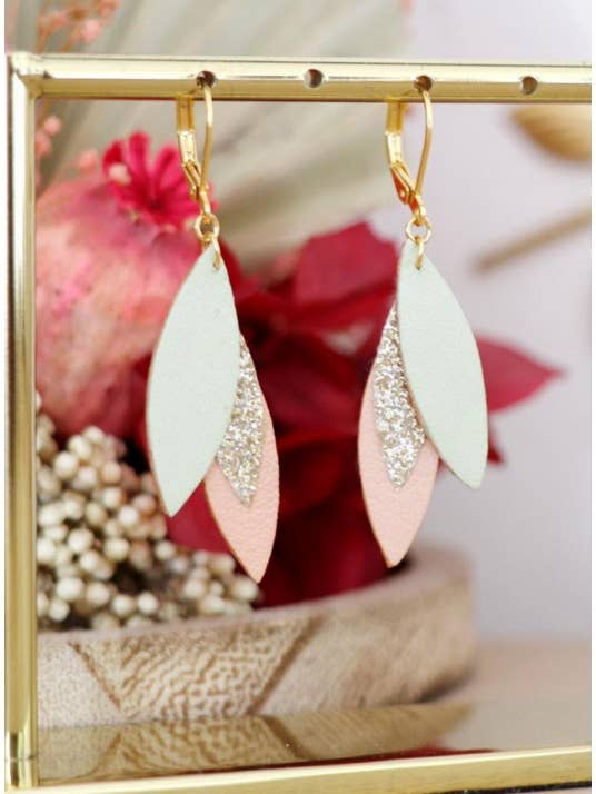 Saône Oorbellen - Lichtgroen en Terracotta voor wholesale door May & June