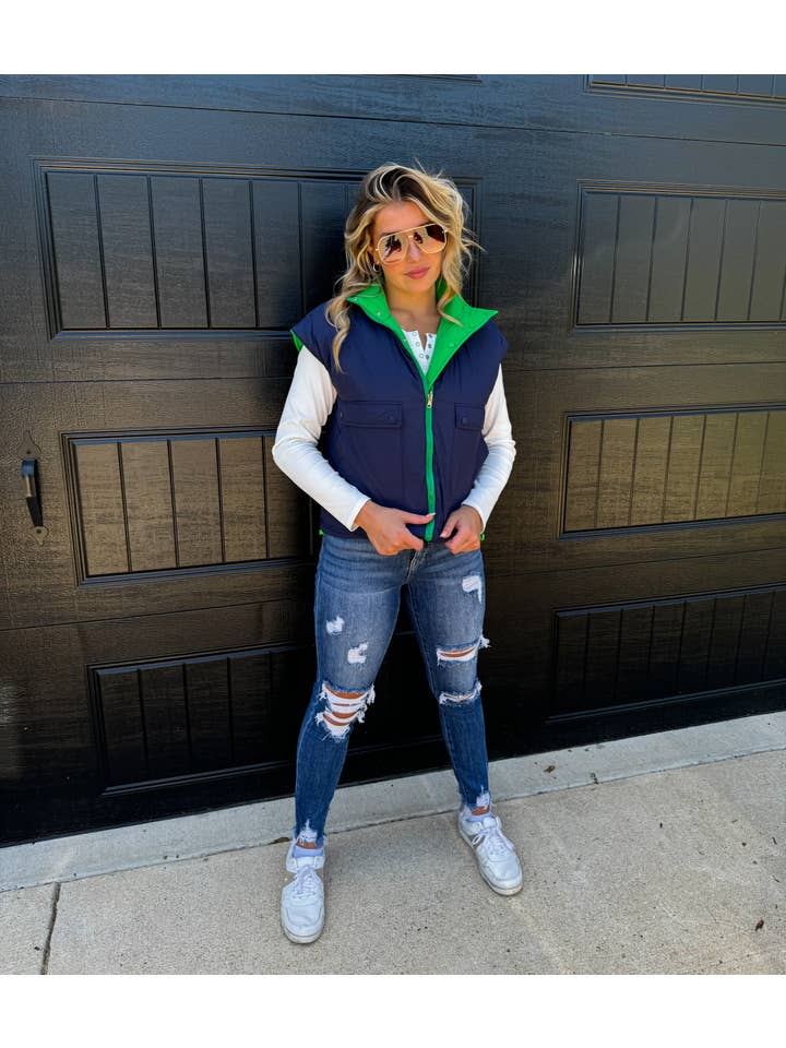 BLAKELEY - Wholesale Outerwear Vest - Women's - MADDOX REVERSIBLE PUFFER VEST27