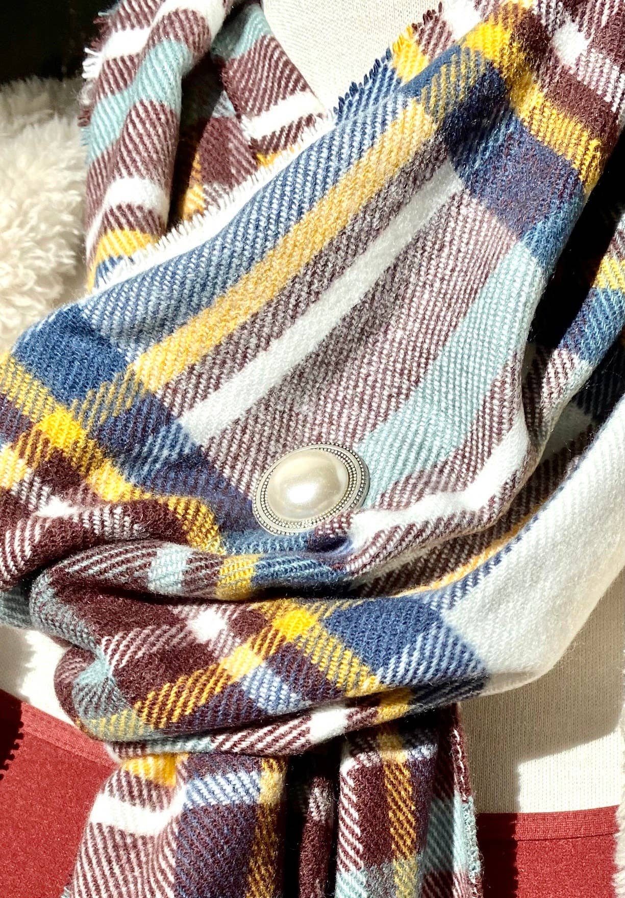 MagneButton - Wholesale Lapel Pin/Button - Pearl Cream Low Dome Magnet Button Pin Set2