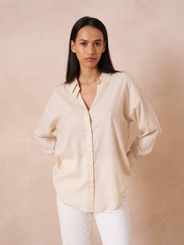 Attentif Paris - Vente Chemise à col boutonné – femme - Chemise unie avec col à revers avec du lin0