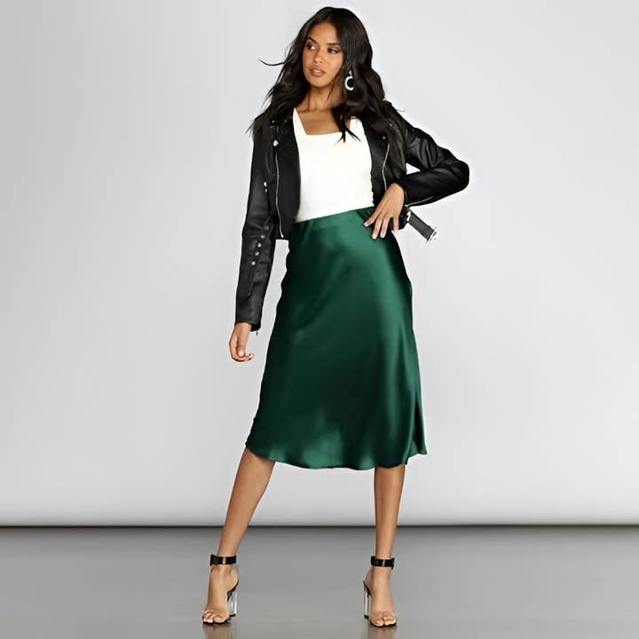 Jupe sirène élégante en satin uni pour femmes pour la vente par SALINA TRADING INC