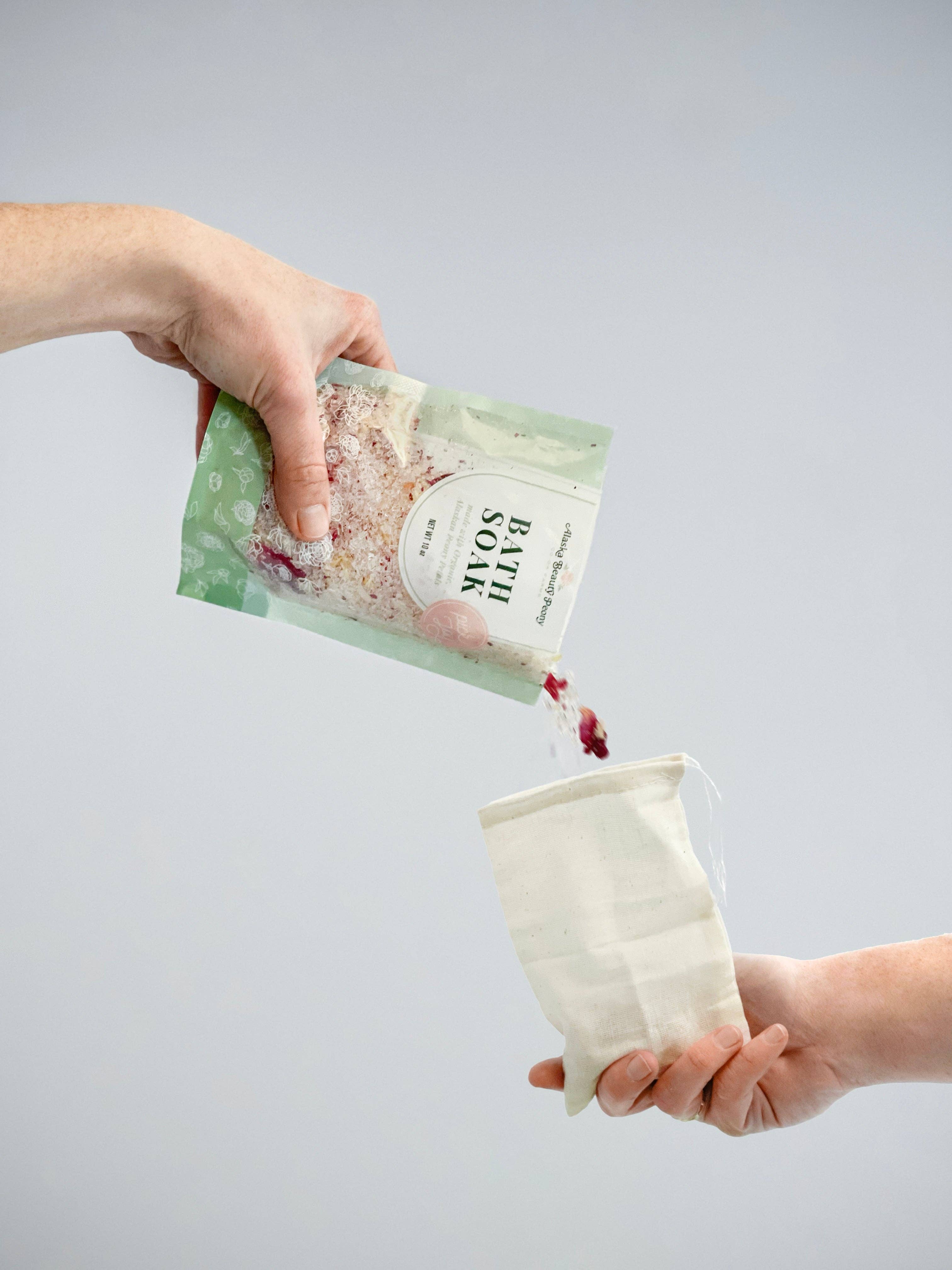 Alaska Beauty Peony Cooperative – wholesale Bath soak/milk – Peony Bath Soak - 10 oz1