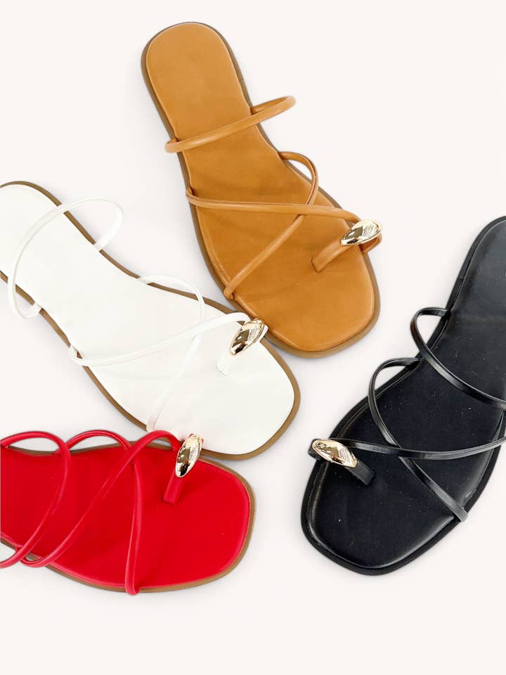 CCOCCI - Wholesale Sandals - Women's - DEAL-33 GOLDEN TOE RING CRISS CROSS STRAPPY SANDAL