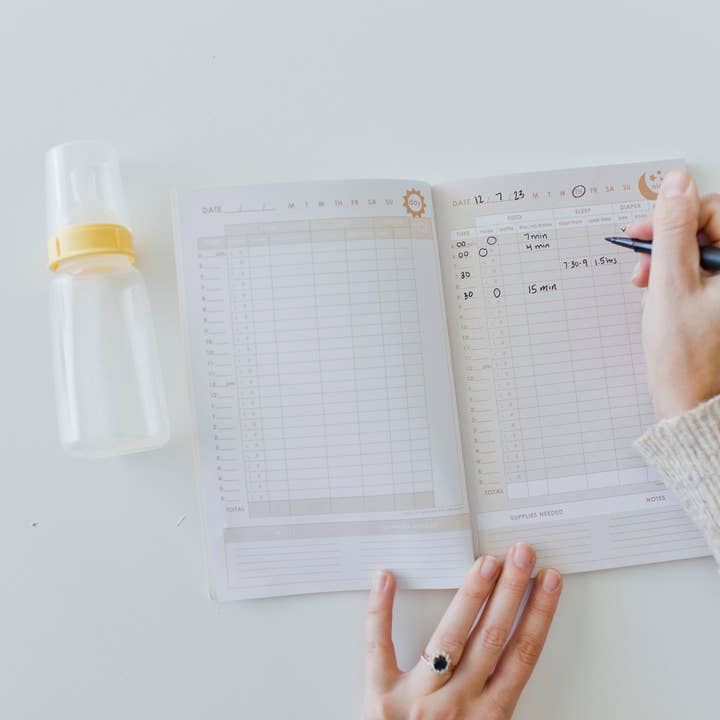 Pearhead - Wholesale Journal/Diary - Maternity - Baby's Daily Log Book, Pink2