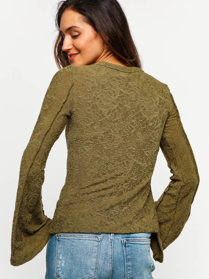 Kori America - Wholesale Knit Top - Women's - PLUS SIZE BELL SLEEVE FLORAL JACQUARD KNIT TOP5