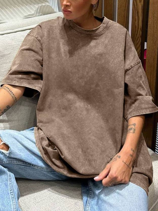 Rosa Clothing - Wholesale T-Shirt - Women's - Washed Distressed Crewneck Brushed T-Shirt1