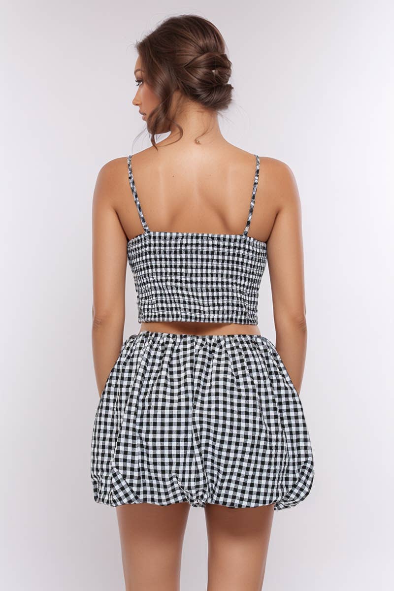 5besties inc – Engroshandel Top- og nederdelsæt - Dame – GINGHAM CROP TOP OG BUBBELNEDERDEL SÆT1