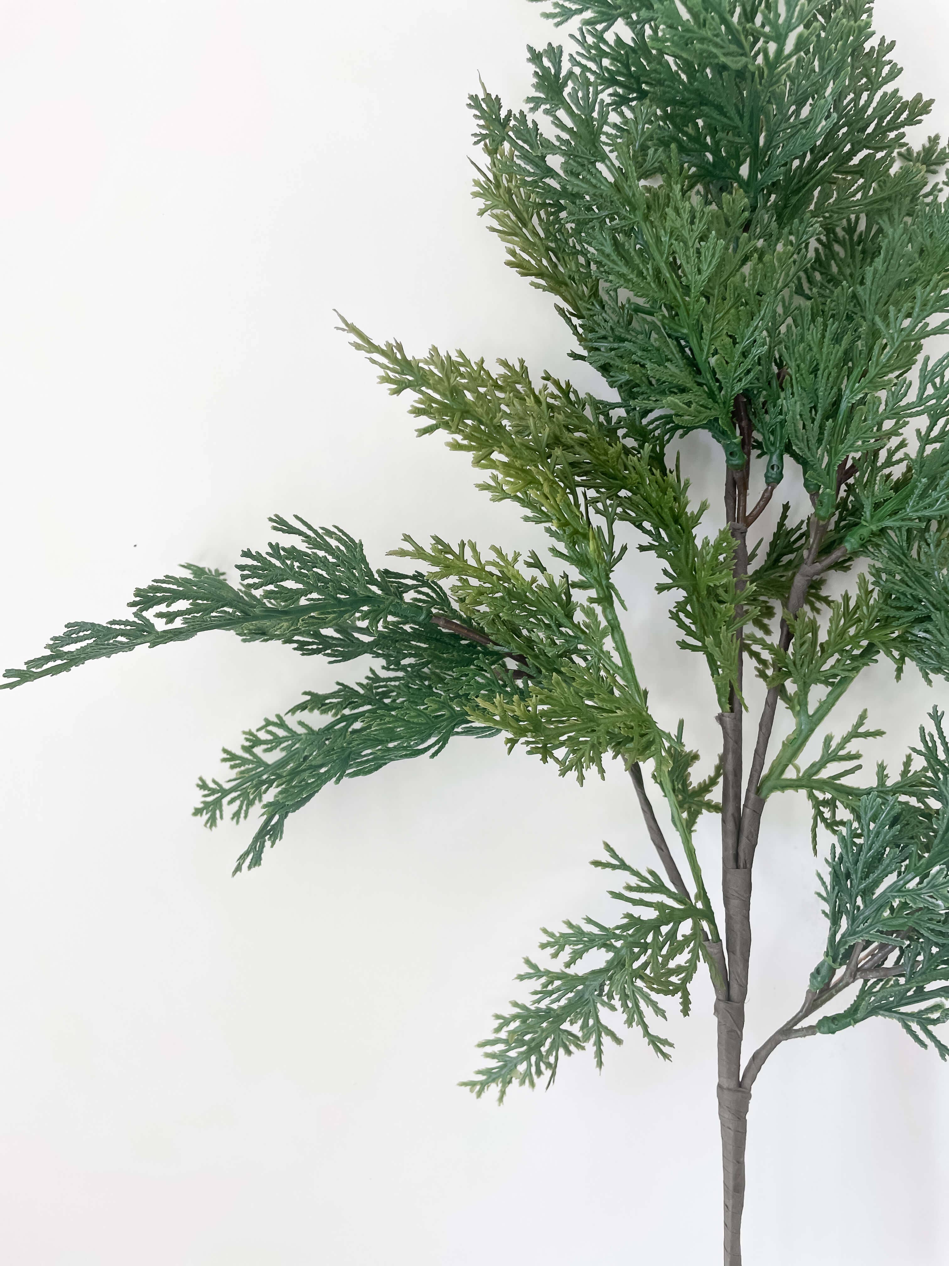 Hycroft Home Decor - Vente Décoration de Noël - Tige de Noël en faux cyprès Real Touch 28"3