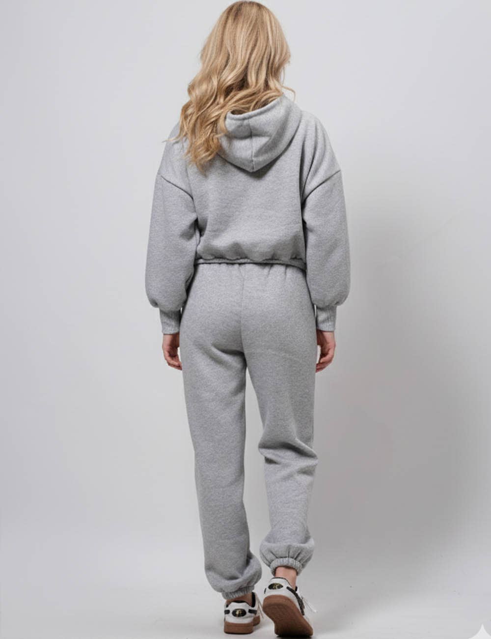 Sweetkama - Venta al por mayor Sudadera con capucha - Mujer - Conjunto diario de sudadera con capucha y pantalón para mujer en color sólido5