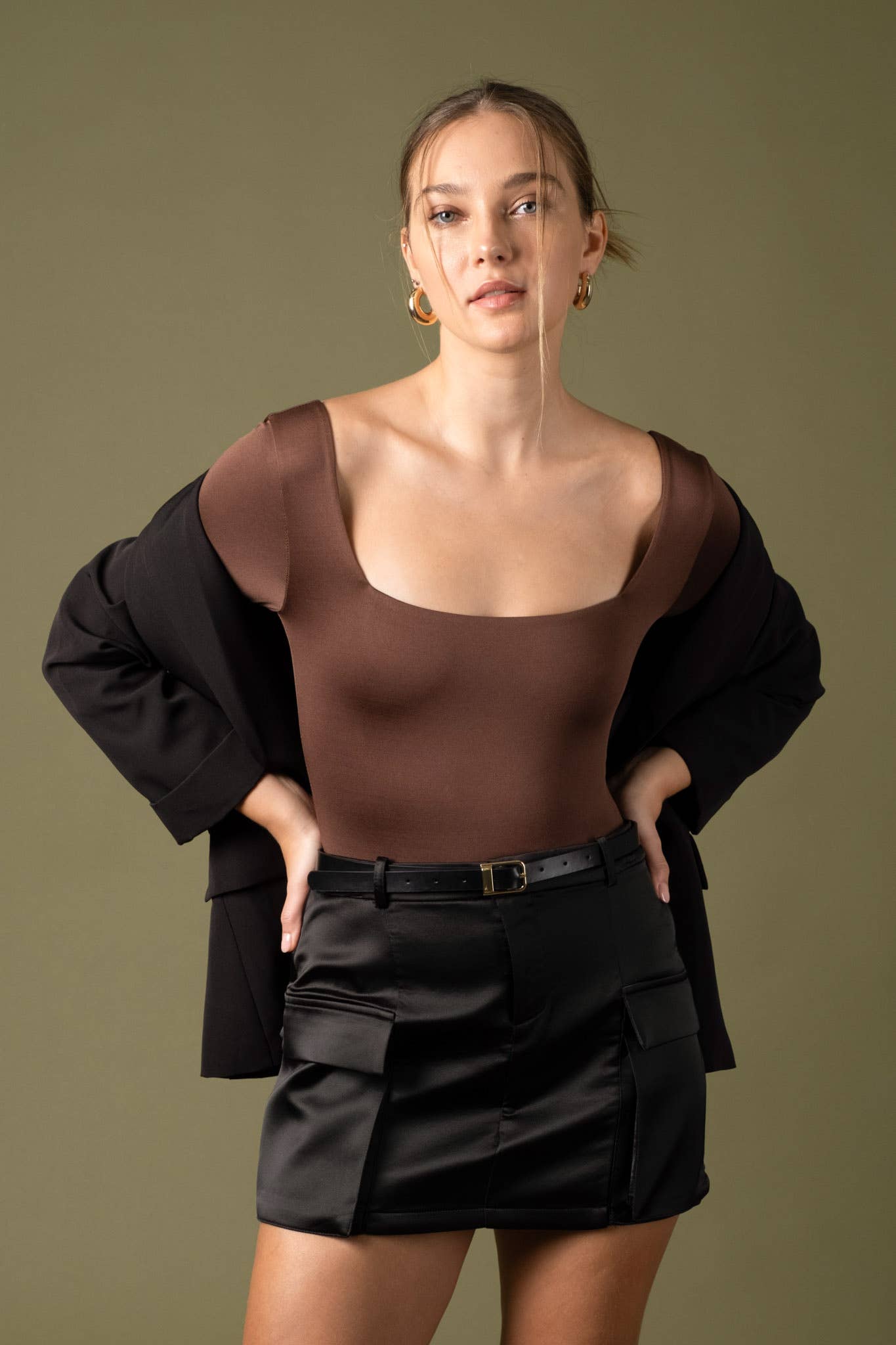 The Workshop Studio - Wholesale Blazer - Women's - SOLID FOLDED SLEEVE BLAZER4