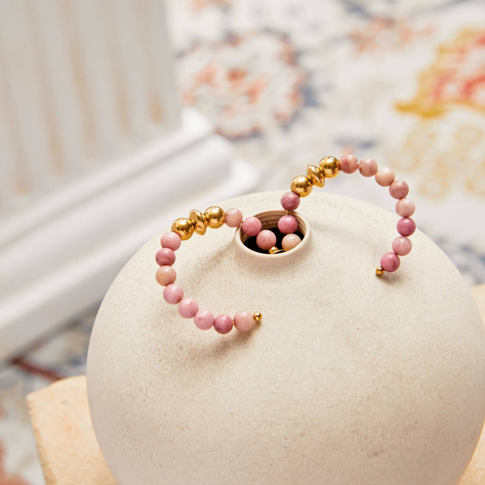 Lovelika – Engroshandel Enkeltøreringe – Creoler med naturlige sten - Freesia7