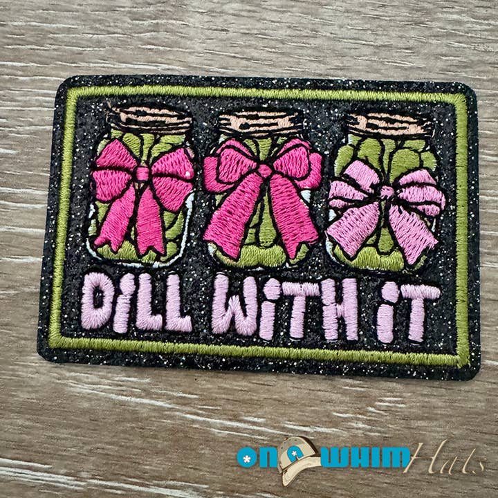 Dill with It Augurk Strijkpatch voor wholesale door On a Whim Hats
