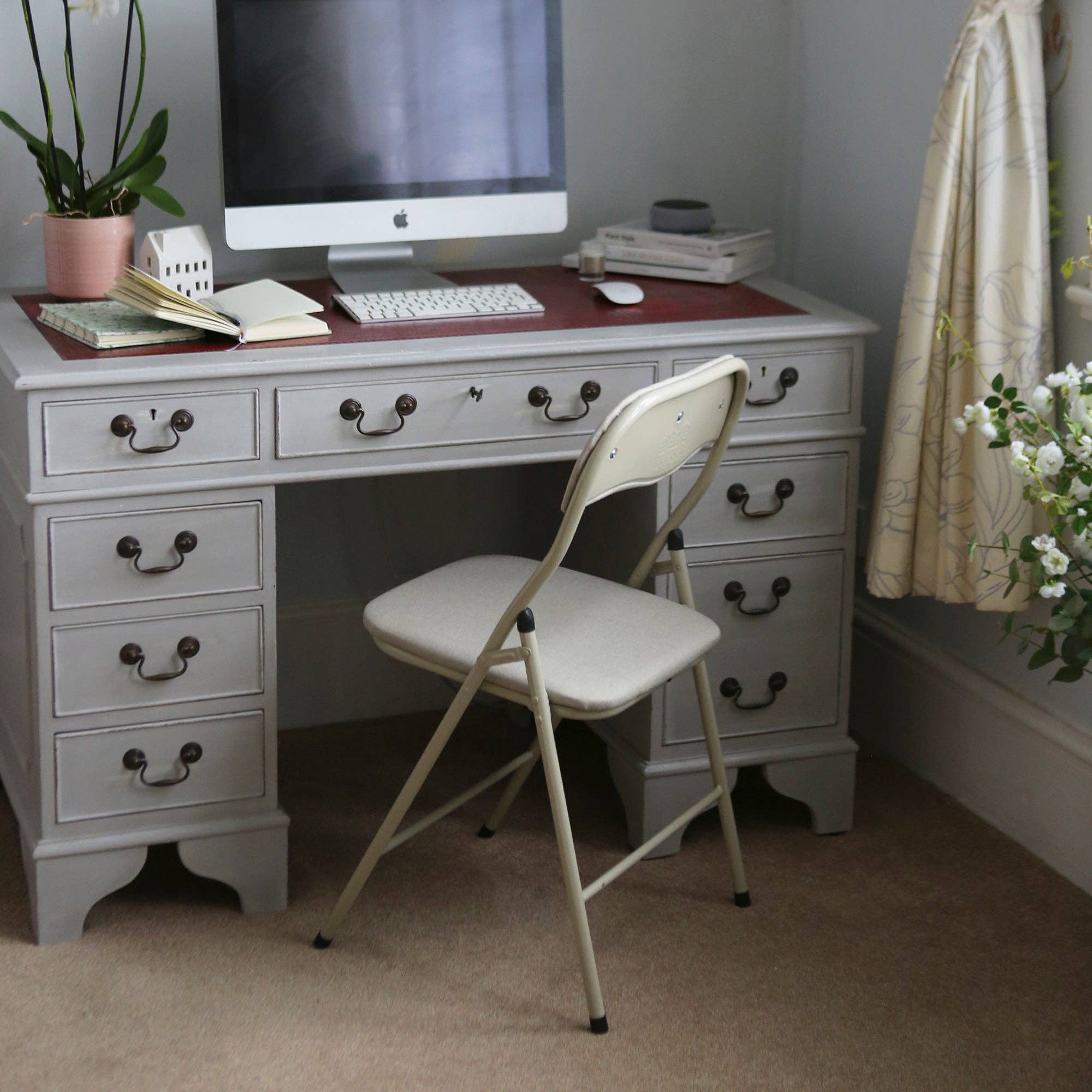 Rinkit Ltd - Wholesale Folding Chair - Fabric Padded Metal Folding Chair - By Harbour Housewares1