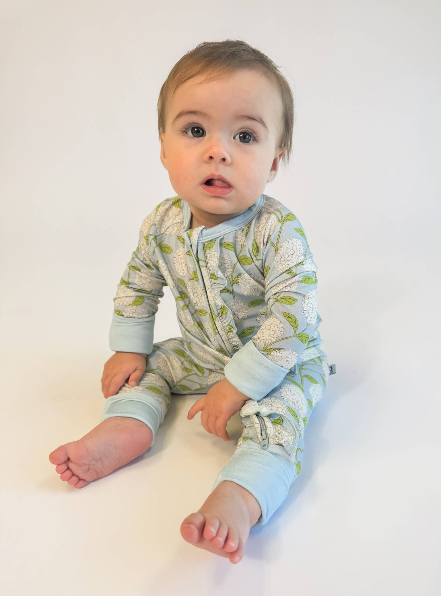 Goosies – wholesale Sleepsuit – Baby – Hydrangeas - Zip Convertible Pajamas w/ Ruffles1