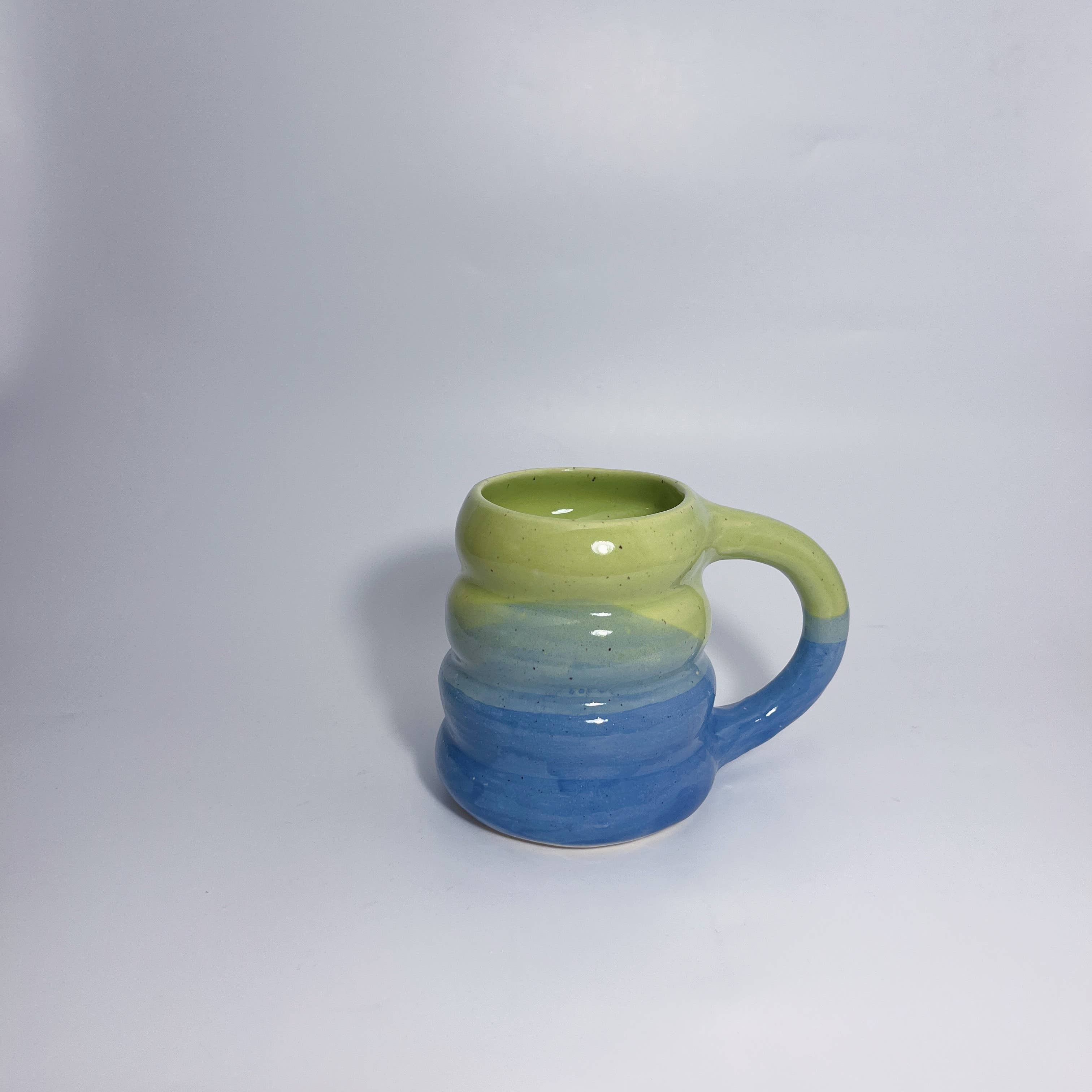 Lai Ceramics - Wholesale Coffee Mug - Curvy Mug1