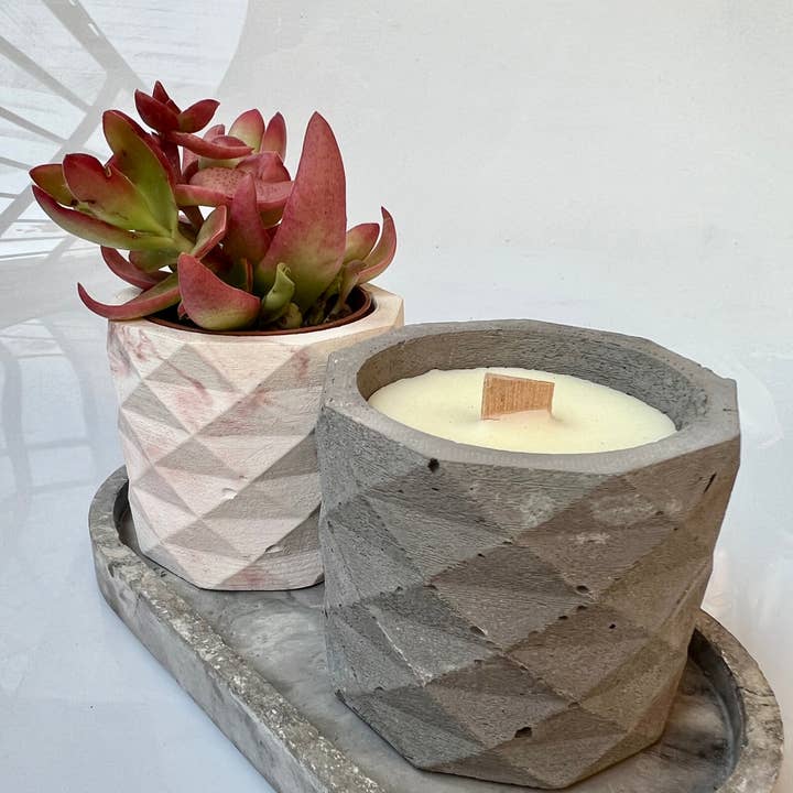 Ughetta Candle for wholesale by Koncretosa