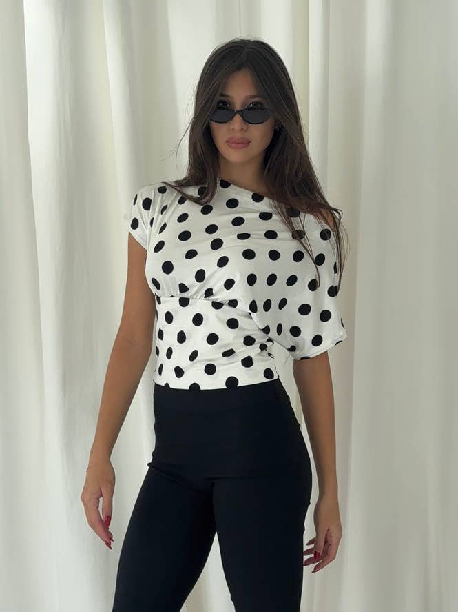 Anna a spalle scoperte a pois per la vendita all'ingrosso da parte di MANN ORIGINAL