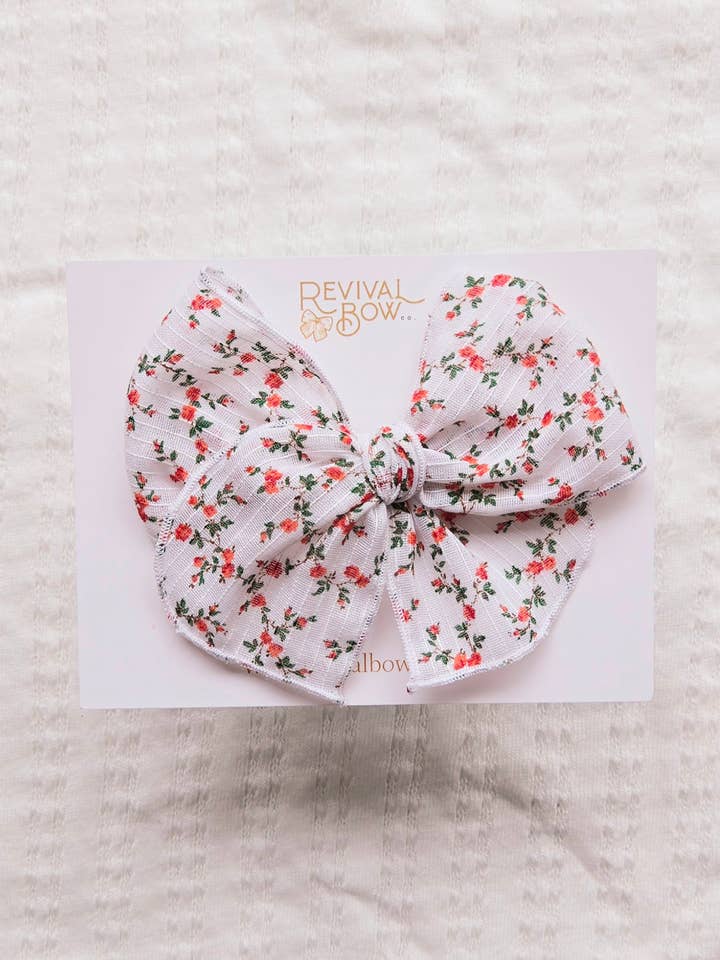 Fabelbue på klip • Holiday Floral for engroshandel hos Revival Bow Co.