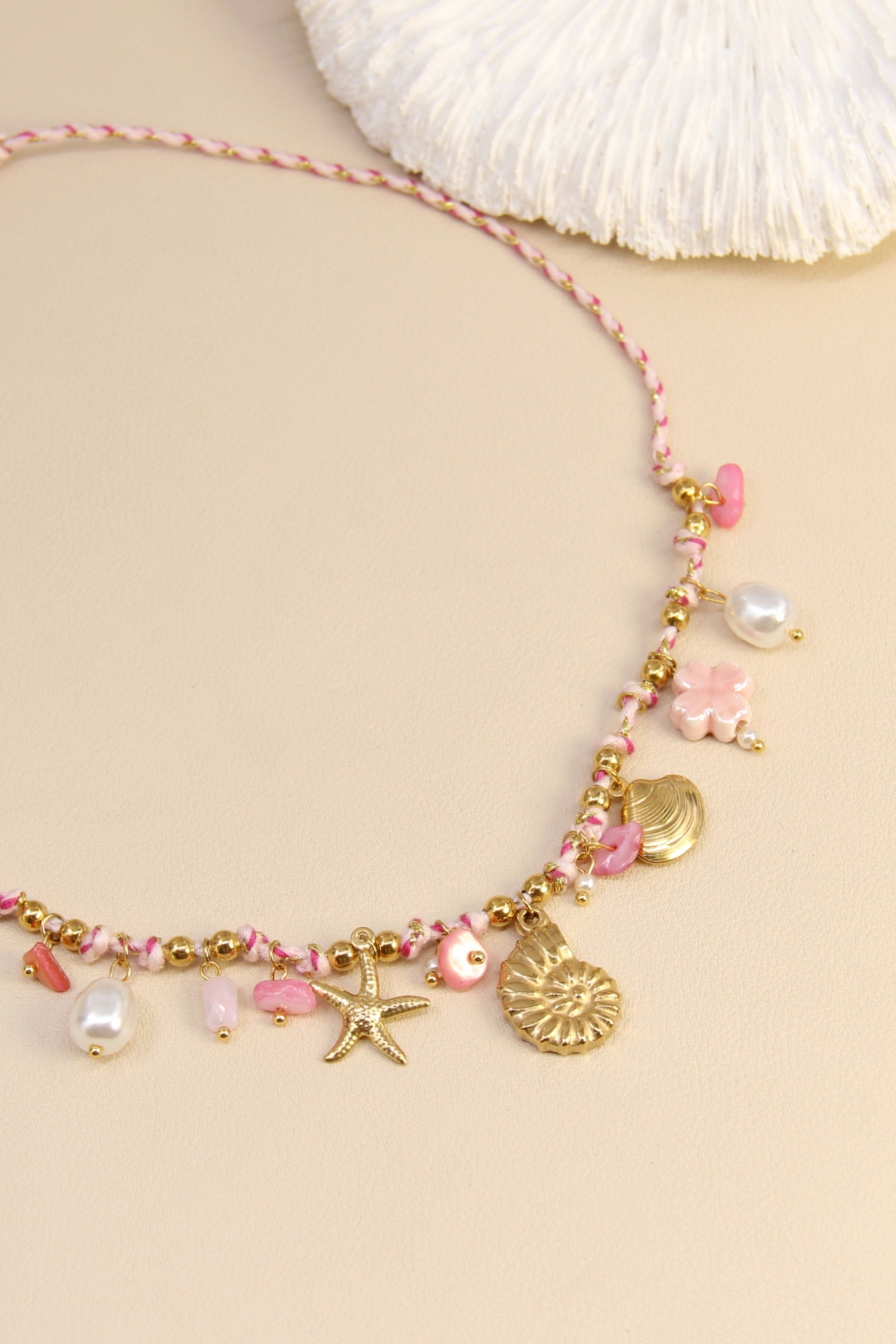 BELLISSIMA BIJOUX - Wholesale Pendant/Charm Necklace - Pink Shell Necklace – Mother-of-Pearl, Stainless Steel3