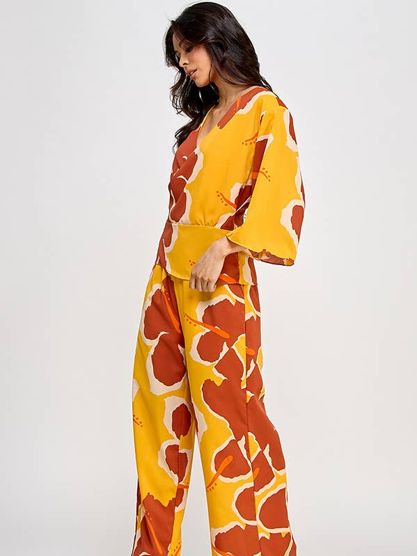 Conjunto de Estilo Asiático com Ajuste Solto e Estampa de Flores por atacado de RUBIENN