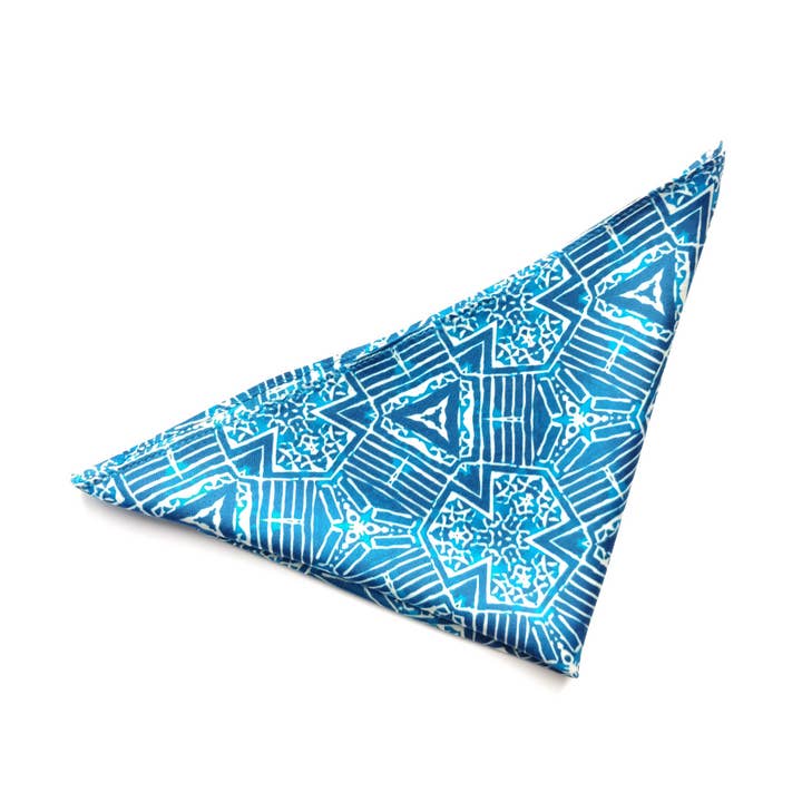 Dinsi Okondor silk pocket square - Njinsop design for wholesale by Dinsi Okondor