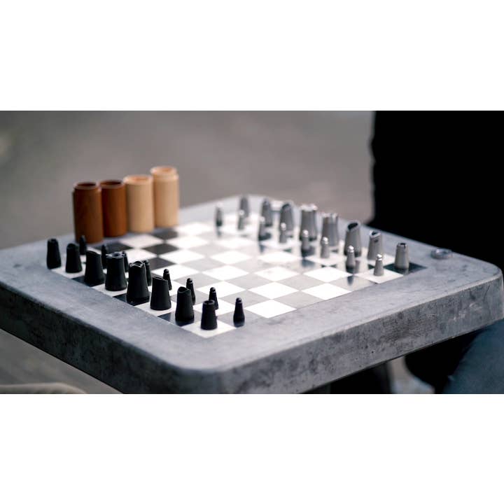 Allocacoc DesignNest - Wholesale Board Game - Crownes Chess - Compact, Portable Nesting Modern Chess Set