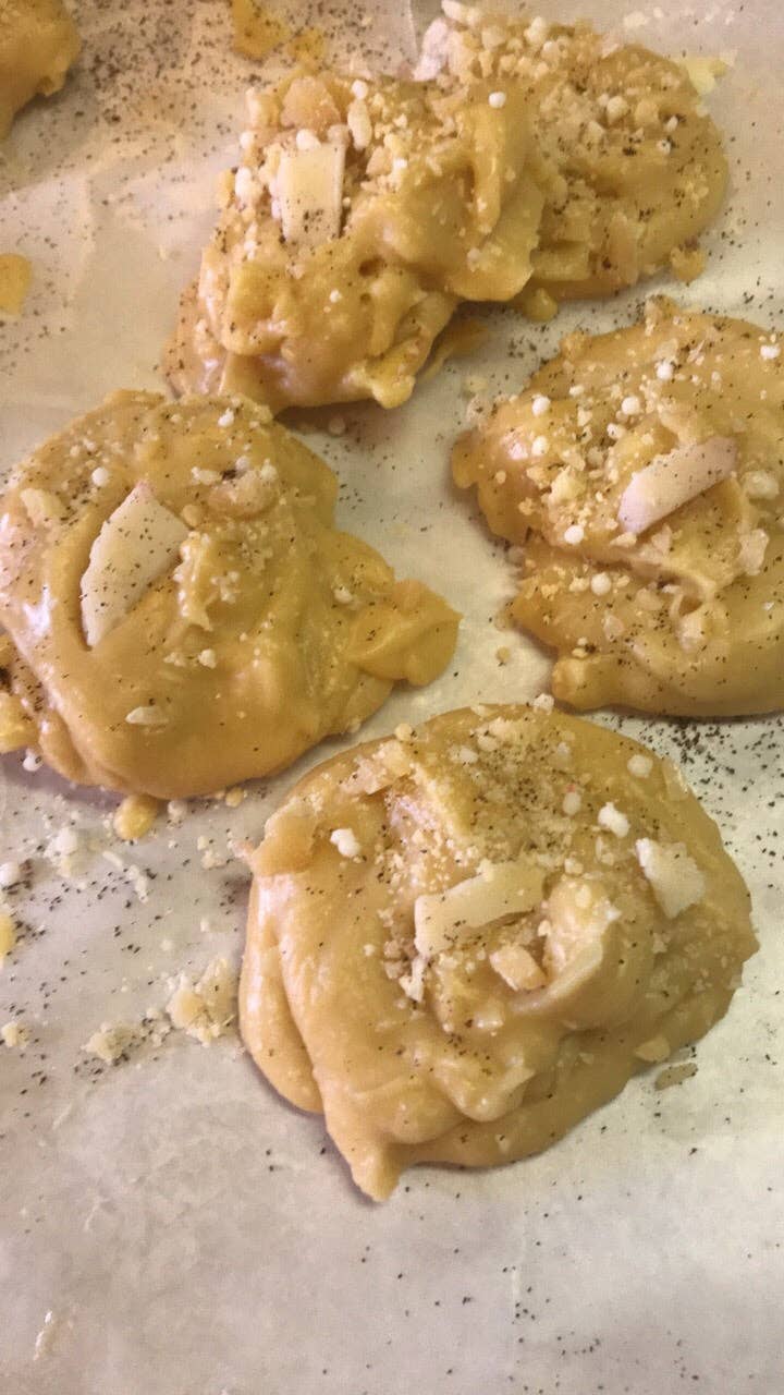 Frog on a Limb Primitives - Wholesale Wax Melt - Single Cookie wax melts5