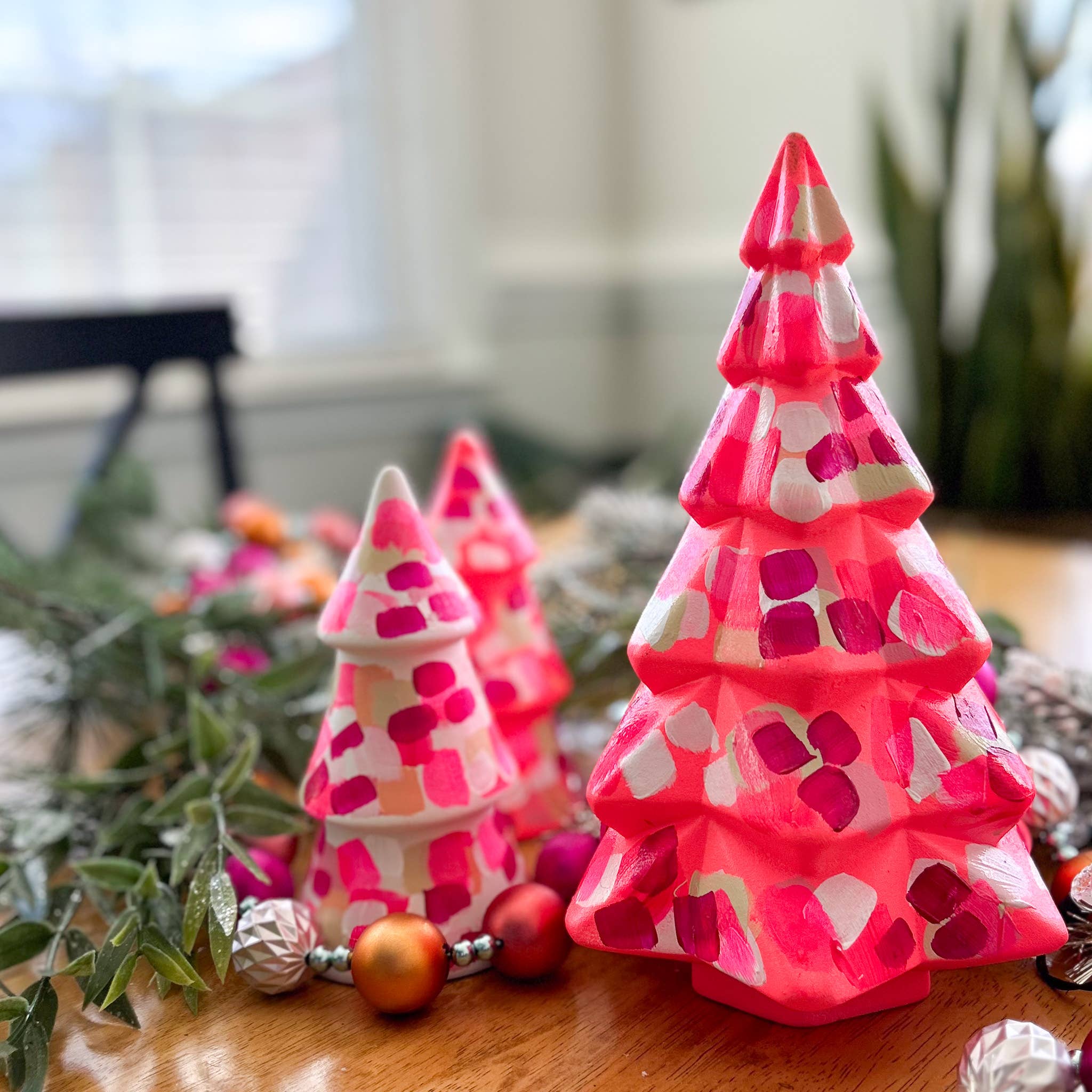 Jessica Reynolds Art - Wholesale Christmas Decoration - Pink Mini Tree4