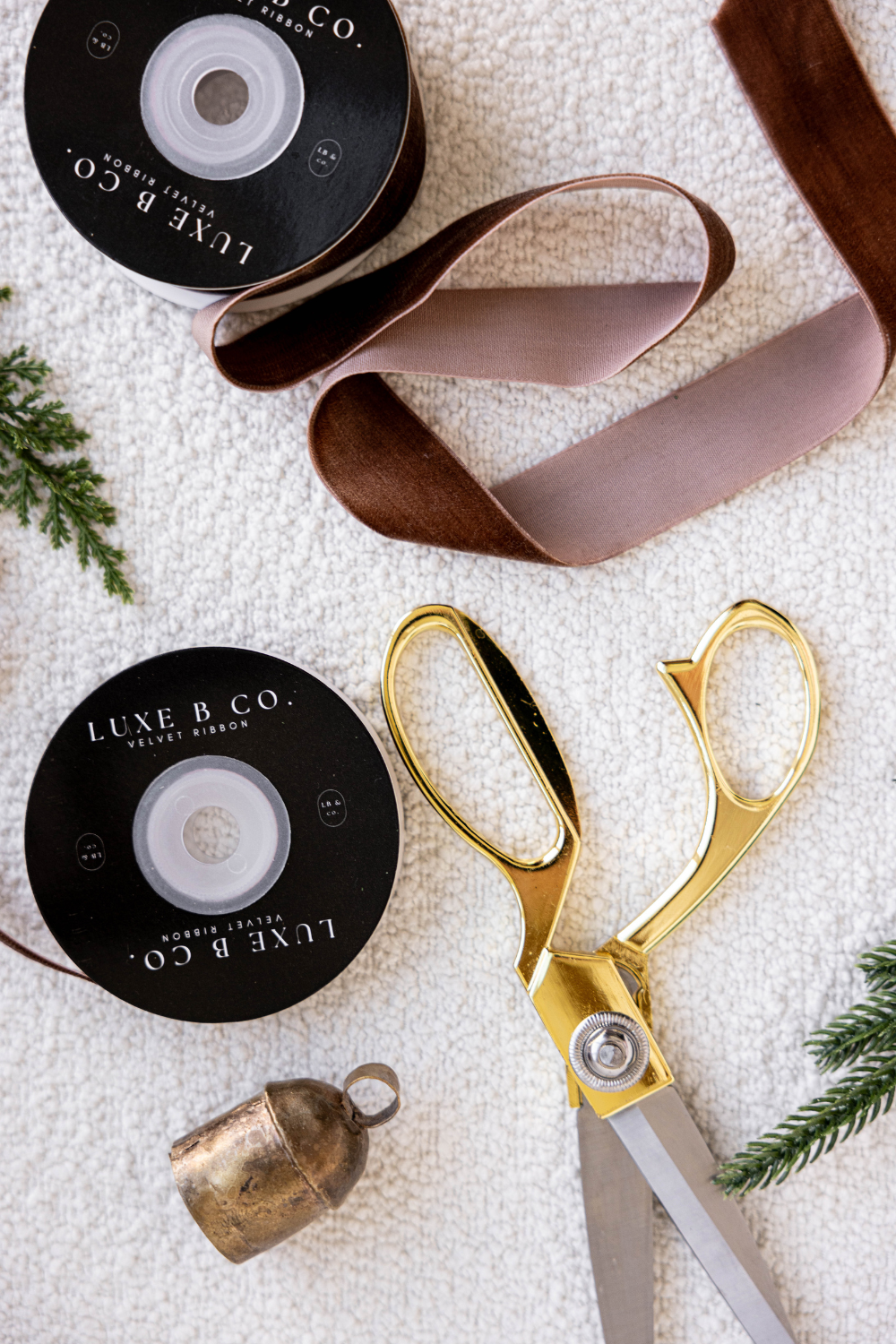 Luxe B Co - Wholesale Ribbon - Gift Wrapping - Ribbon Brown Velvet Christmas Decor Luxe B Co.6