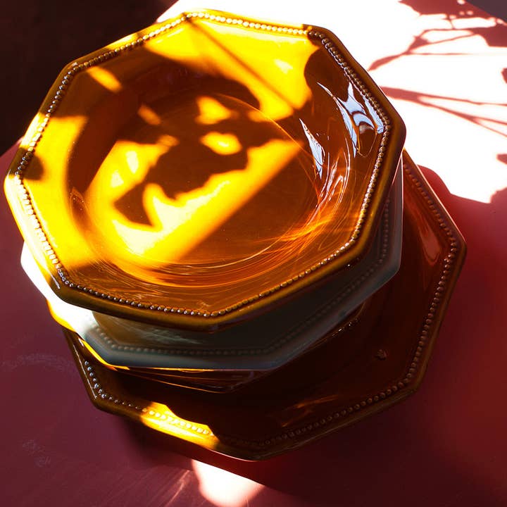 Louis XVI pärlad djup tallrik för wholesale av MAISON PICHON UZES