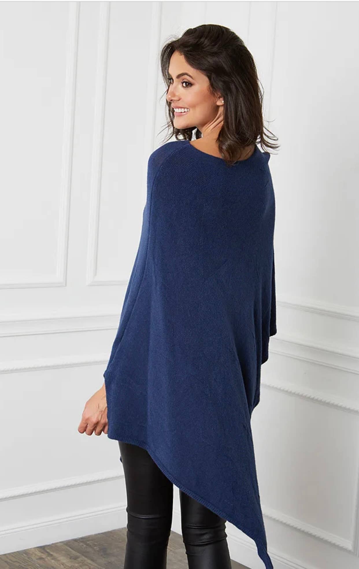 LÉA & LUC - Wholesale Poncho - Women's - Ponchos REF.00764