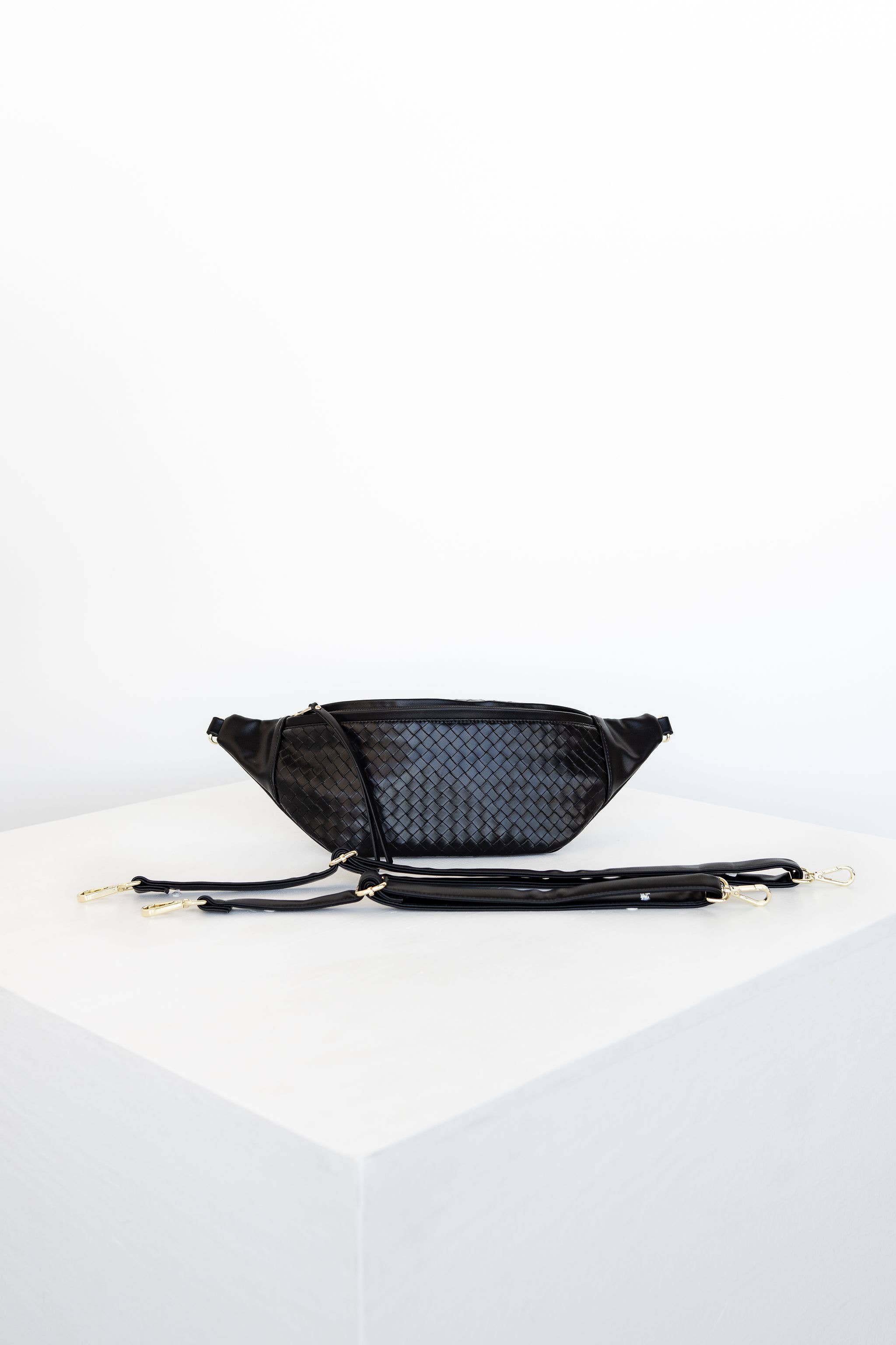 Gray Haus - Wholesale Crossbody Bag - Women's - Bali Bag - Ebony2