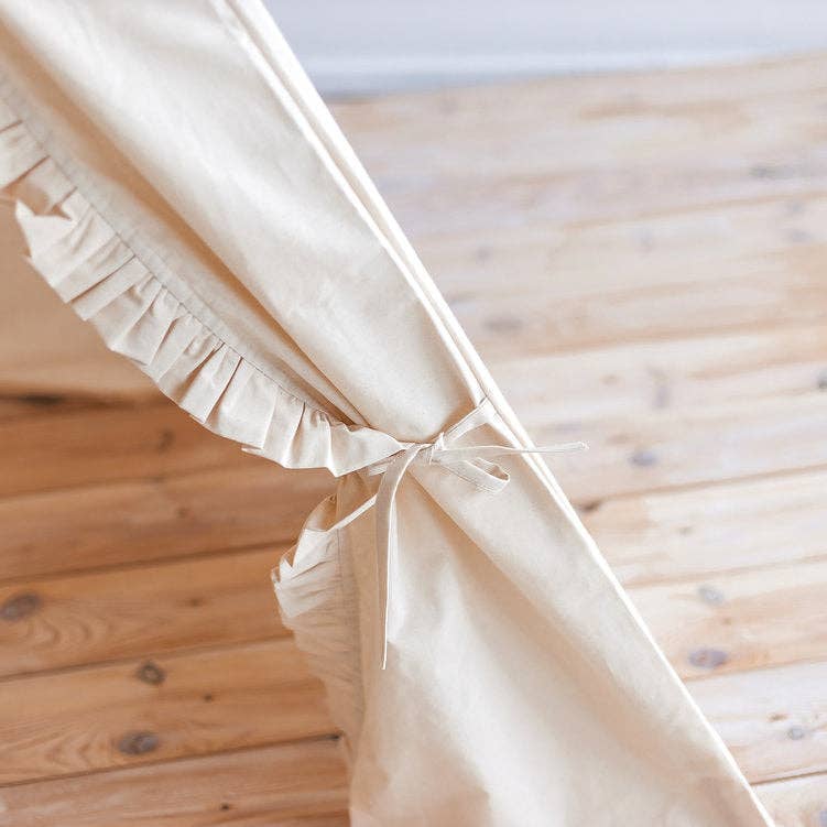 MINICAMP - Wholesale Tent - Kids - MINICAMP Teepee Tent for Kids with Ruffled Trim4