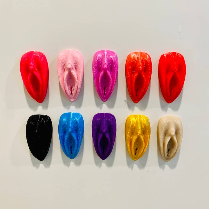 NumanPrints - Wholesale Gag Gift/Novelty Gift - Pussy Magnet! Stick On Magnetic Vulva! Prank/Gag Gift