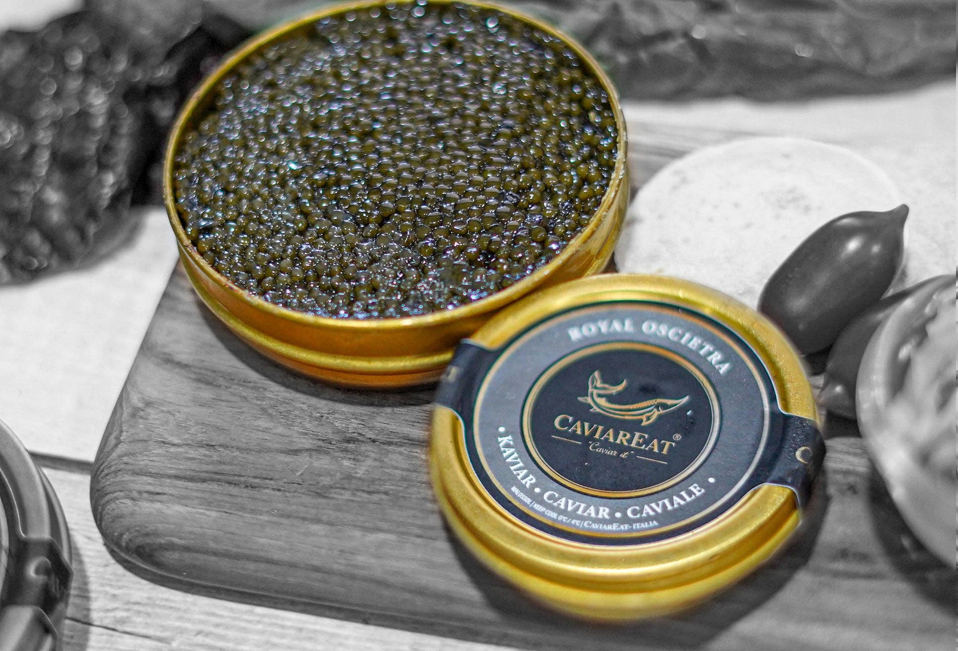 Truffleat srl - Vente Poissons/fruits de mer - Caviar Royal Oscietra de l'esturgeon russe1
