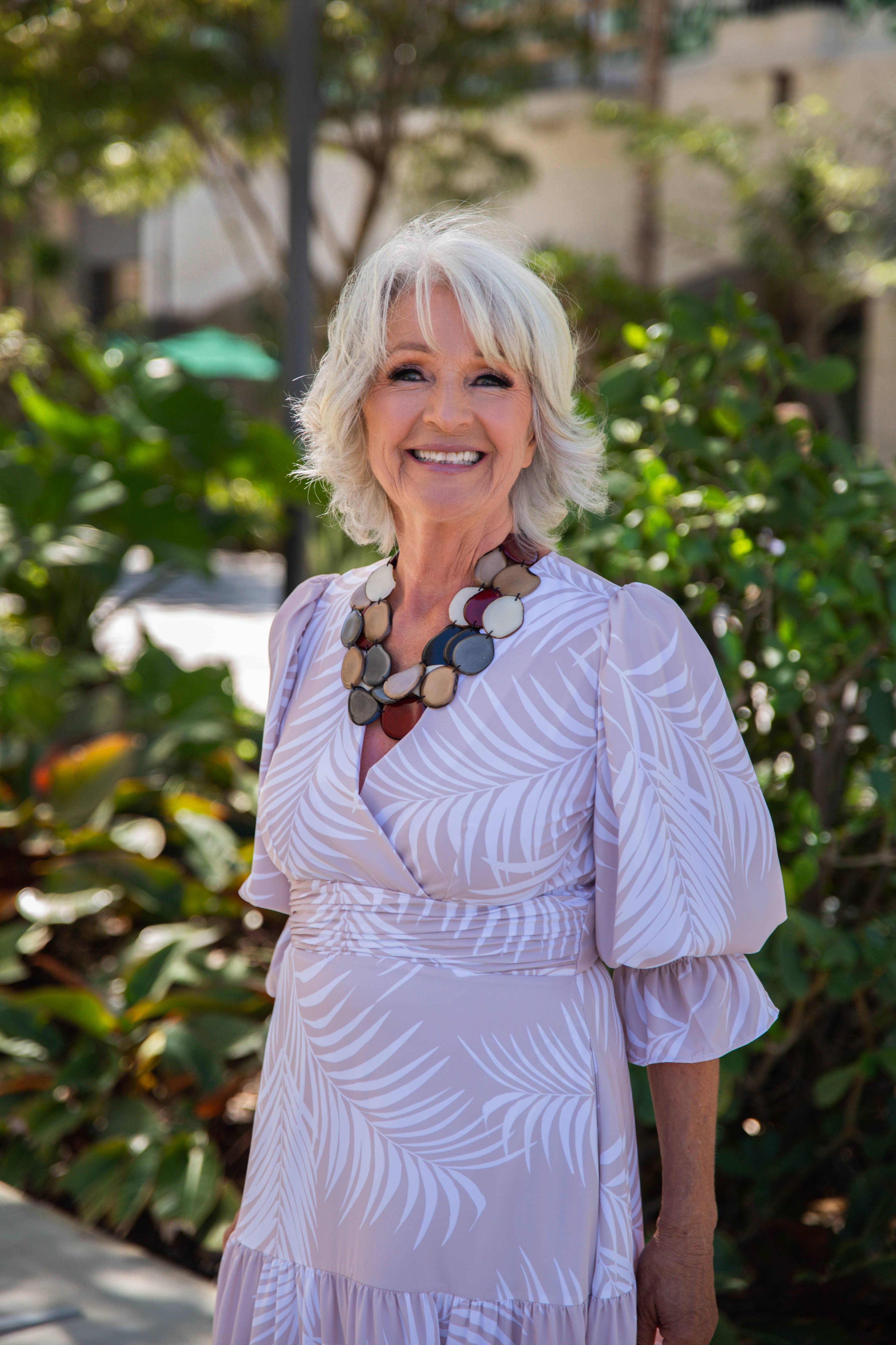 Organic Tagua Jewelry - Vente Collier de perles - Collier Amigas avec tranches plates de tagua superposées12