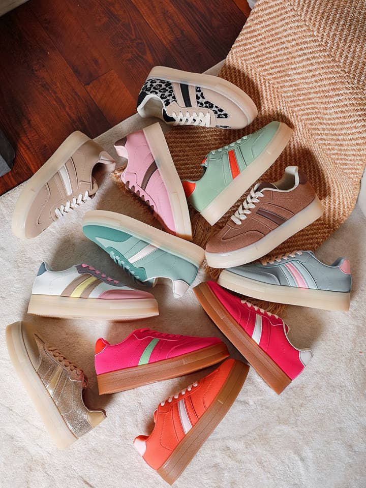 DAMEN-PLATTFORM-TRAINER MIT GUMMISOHLE für den Großhandel von No Doubt Shoes