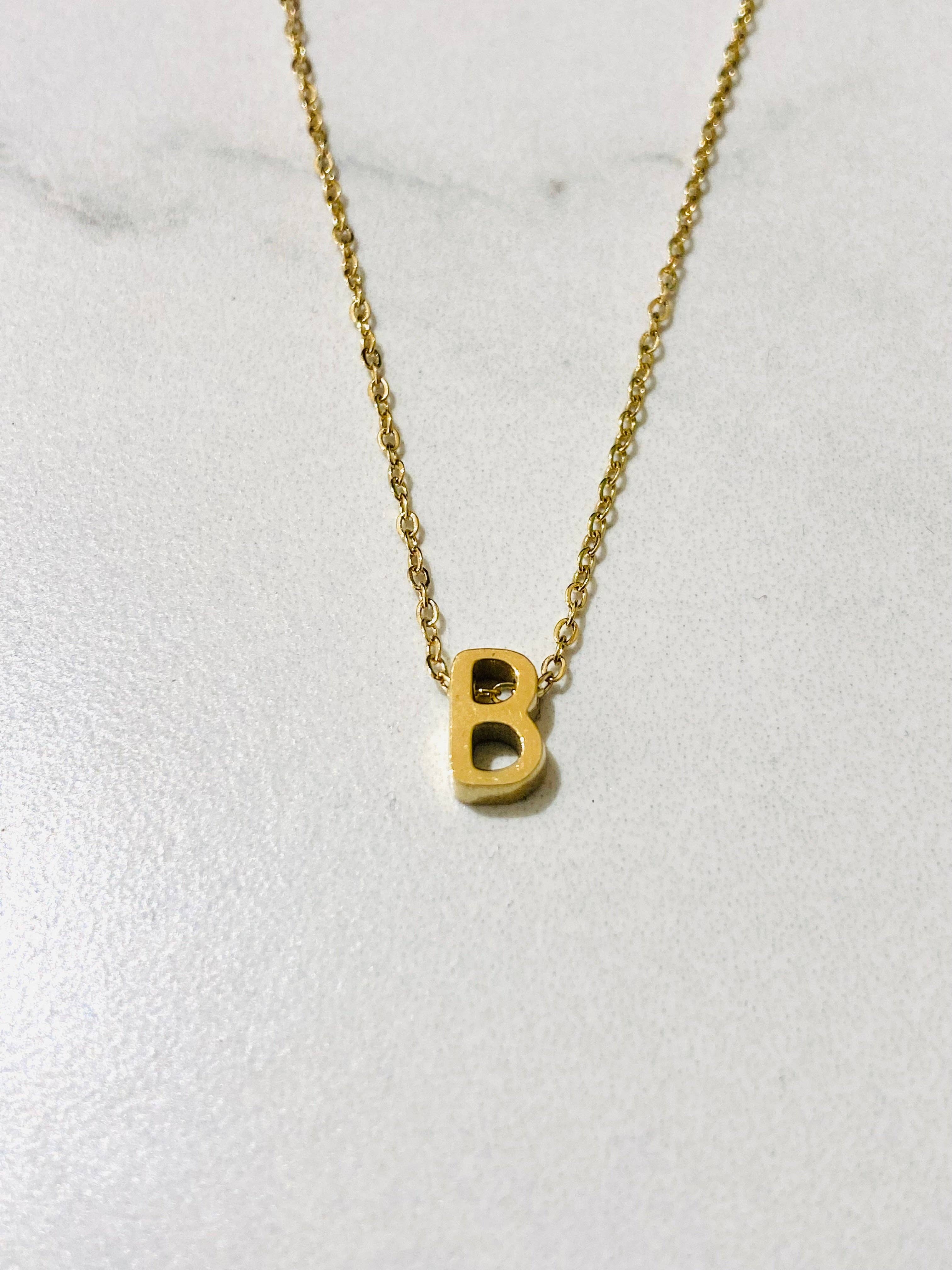 Cassette Barcelona - Wholesale Pendant/Charm Necklace - Initial Charm Necklace Gold All Letters2